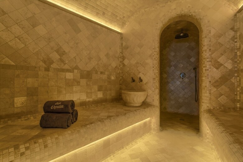 Chevalier Hotel & Spa