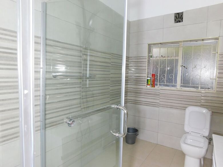 Bed & Breakfast Regal Suites - Kenya