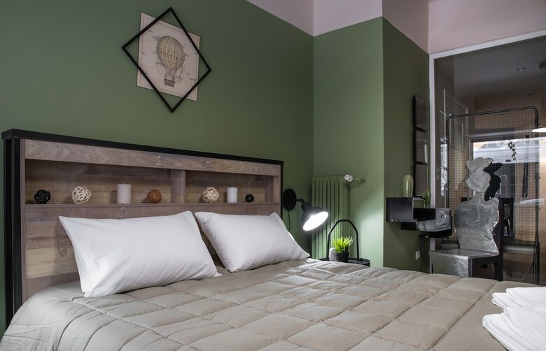 Modern Apartment In The Heart Of Plaka