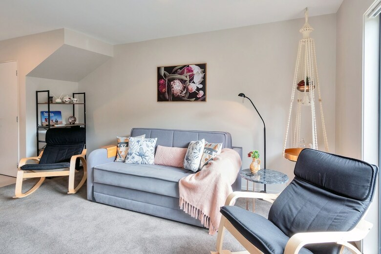 Beautifully Styled 2br W/ 2 Carparks + Aircon