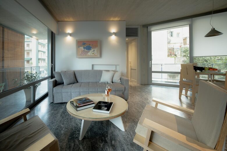Apartamentos Athens Bluebuilding