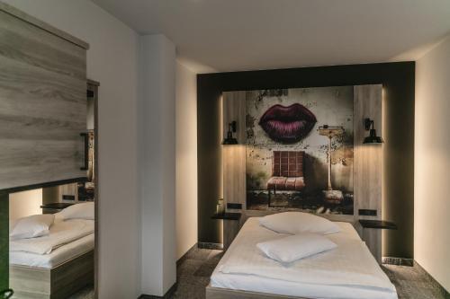 Hotel Alexxanders Restaurant & Bordinghouse