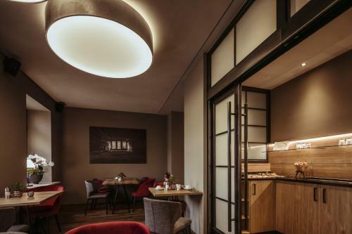 Hotel Alexxanders Restaurant & Bordinghouse