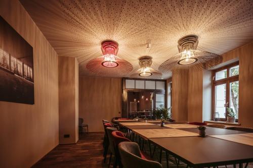 Hotel Alexxanders Restaurant & Bordinghouse