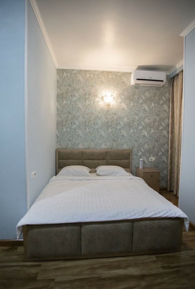 Nork Hotel