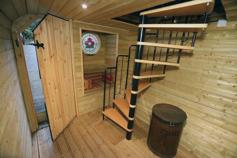 Hapus Yurt Luxury Yurts & Barn