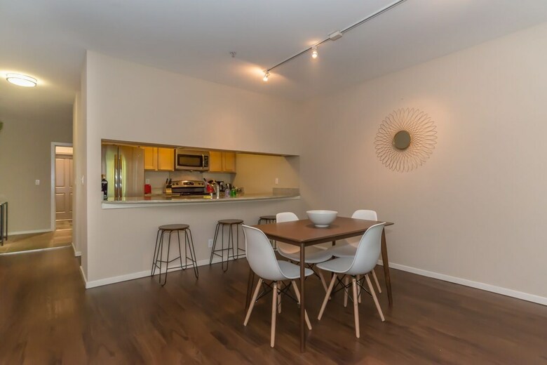 Kasa Seattle Bellevue Apartments
