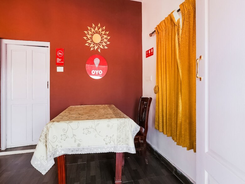 Hotel Oyo 27895 Memo Rooms