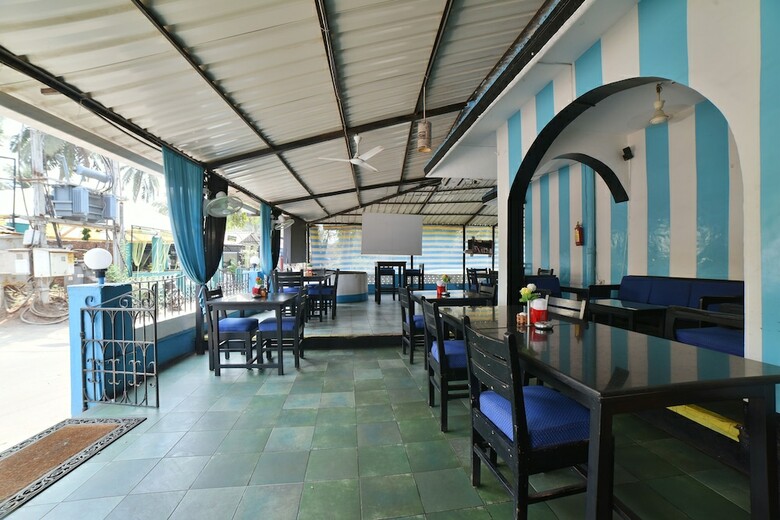 Oyo 30128 Reddy's Hotel