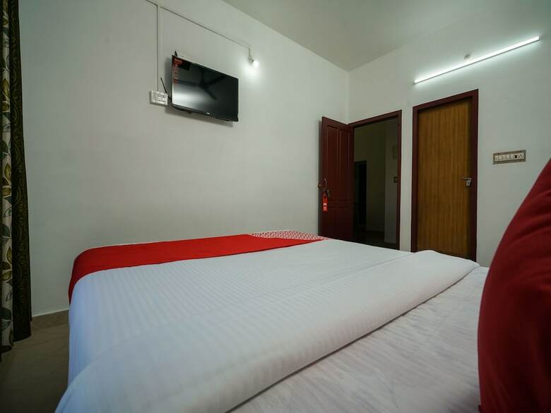 Hotel Oyo 13133 Le Grand