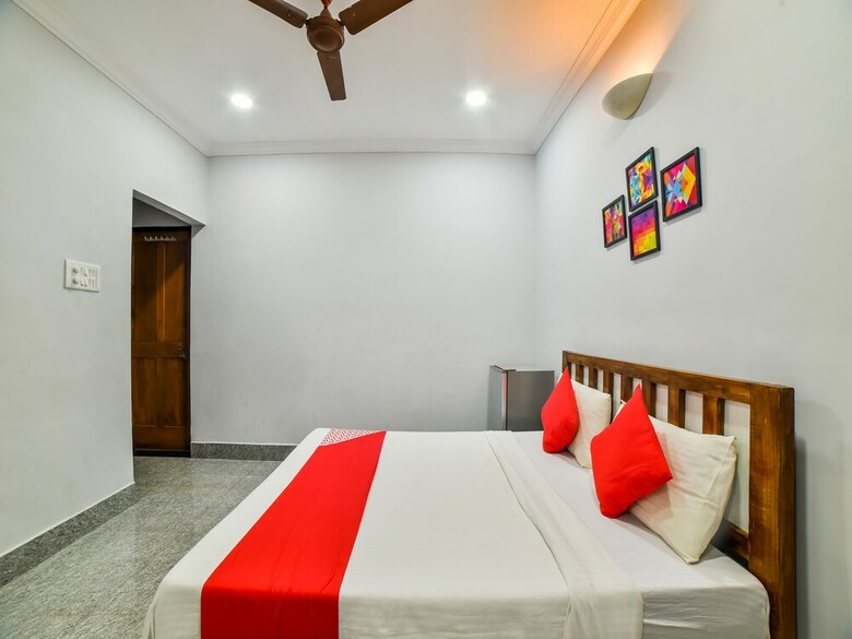 Hotel Oyo 29082 Pavitra Beach Home