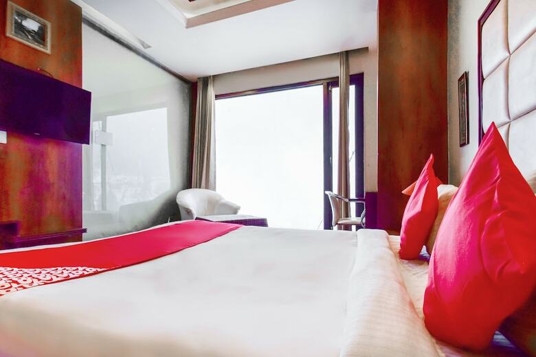 Hotel Oyo 14170 Kufri Star Inn