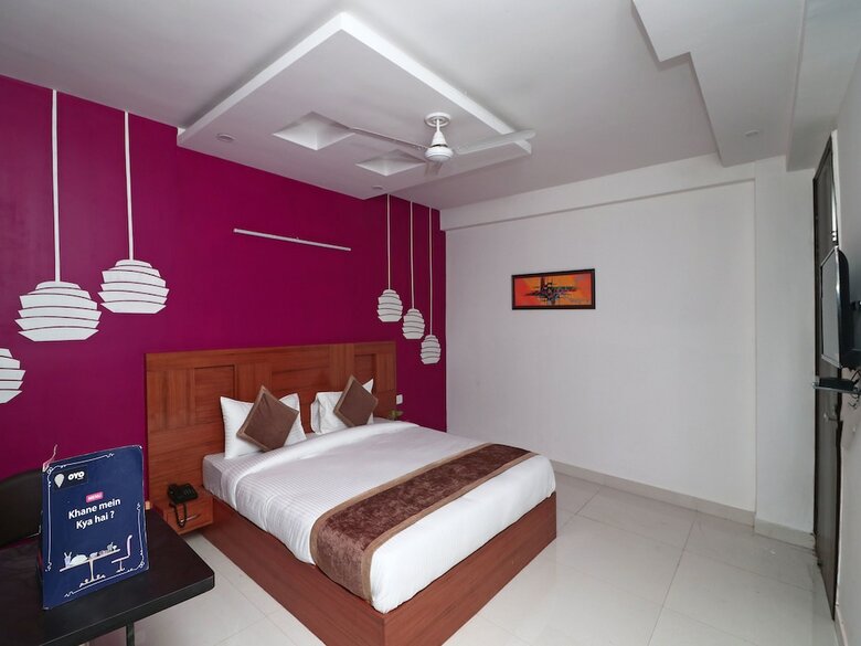 Hotel Oyo 16168 Maira Grand