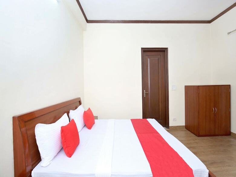 Oyo Home 13529 Exotic 3bhk