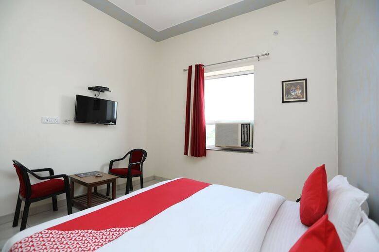 Hotel Oyo 17291 Shree Ram Palace