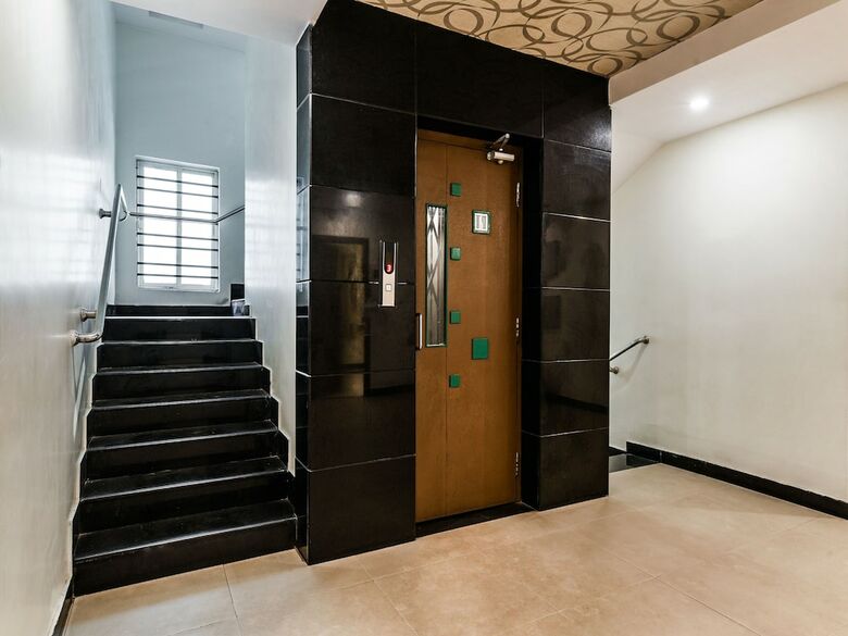 Hotel Oyo 17223 Green Guest House