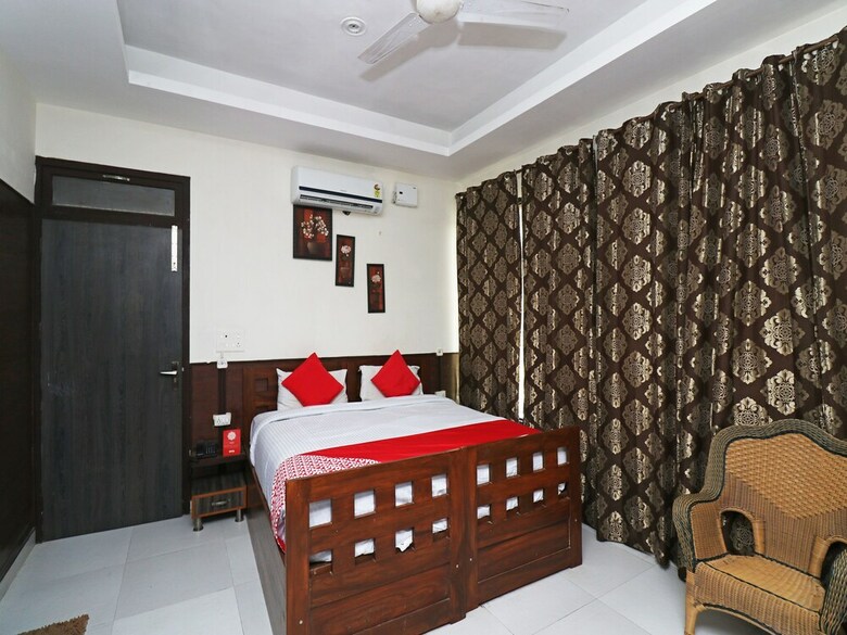 Hotel Oyo 22511 The Classic