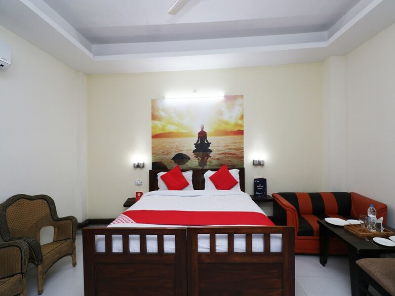 Hotel Oyo 22511 The Classic
