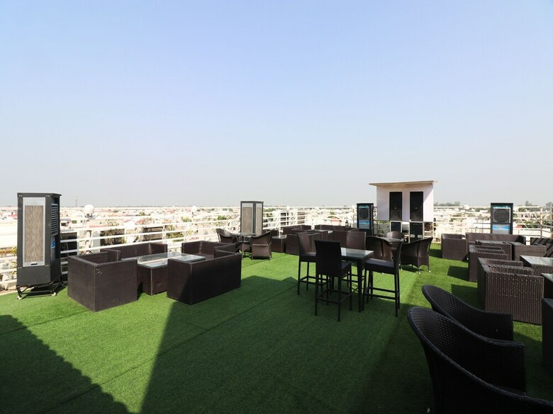 Hotel Oyo 22511 The Classic