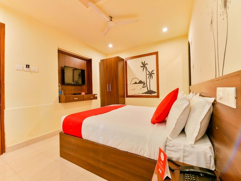Hotel Oyo 17072 Meridian Regency