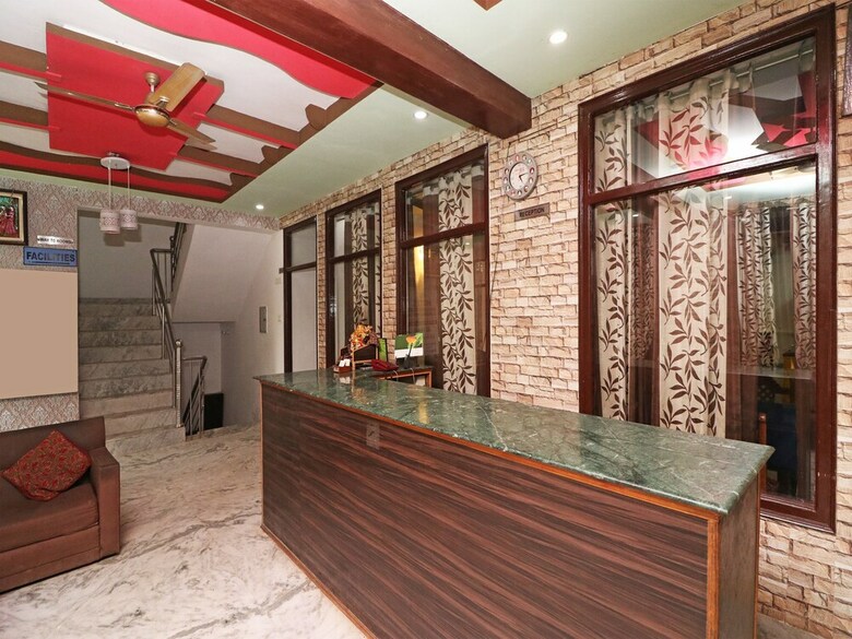 Oyo 22015 Hotel Lakshya Palace