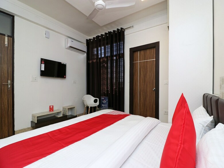 Oyo Flagship 15432 Hotel The Nest