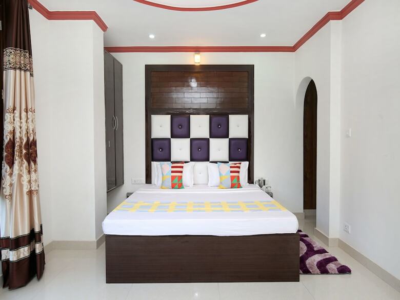 Hotel Oyo 17175 Home Blissful 2bhk Kumarhatti