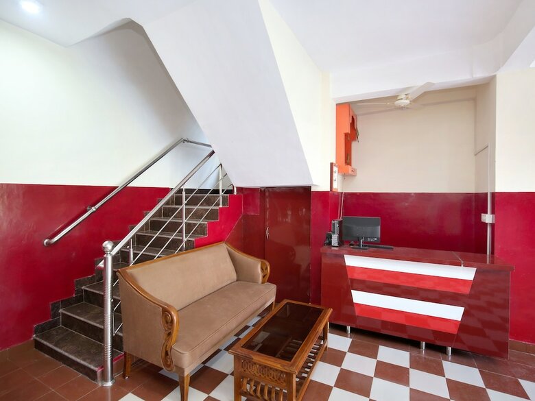 Hotel Oyo 17175 Home Blissful 2bhk Kumarhatti
