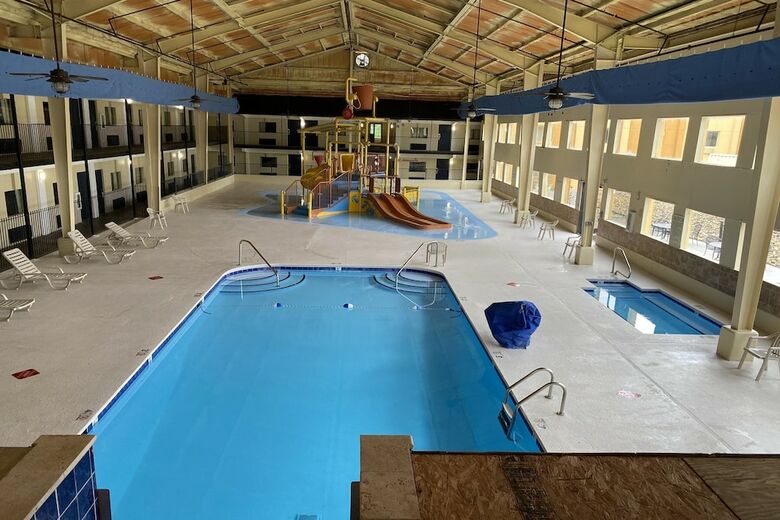 Oyo Hotel Knoxville Tn Cedar Bluff I-40