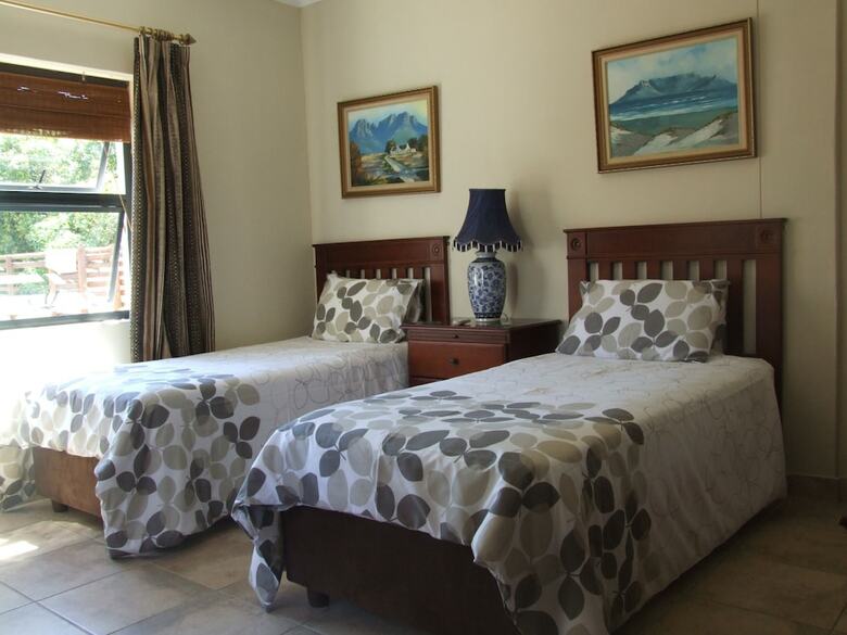 Hotel Gordon's Bay Guest House