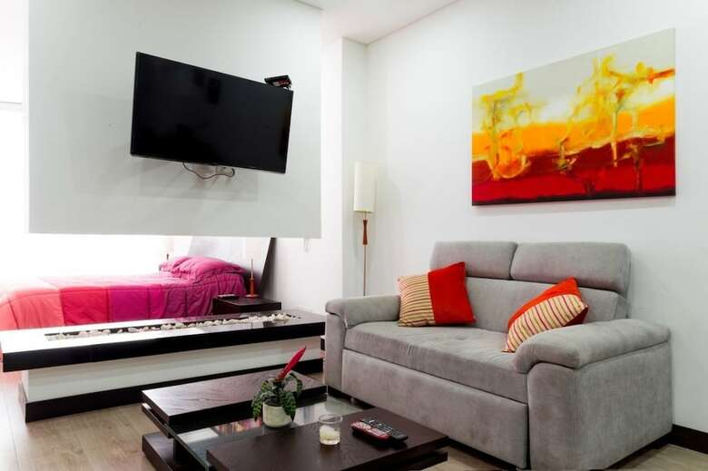 Chic� Apartments By Nomad Guru