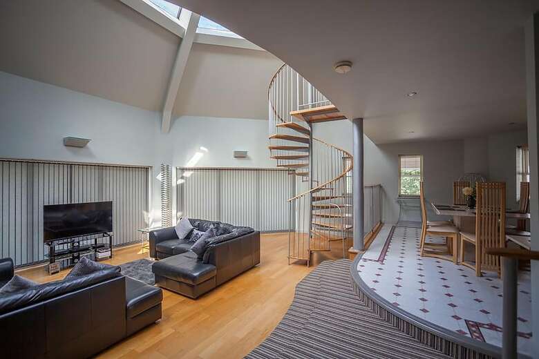 Apartamentos Tower House