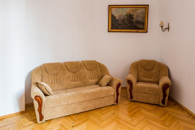 Apartamentos Three Rooms On Hnatyuka 3