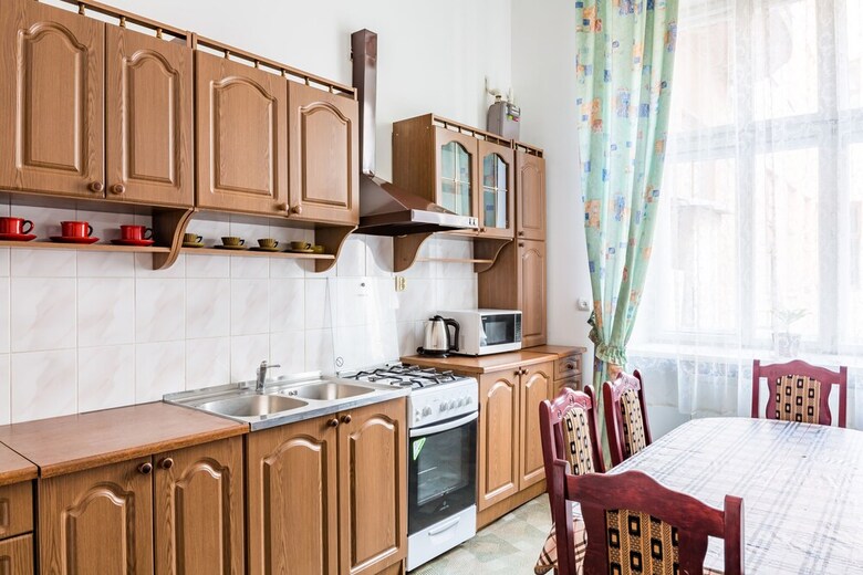 Apartamentos Three Rooms On Hnatyuka 3