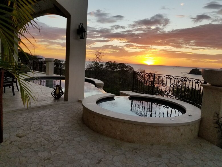 Casa de Noche - Five Bedroom Villa