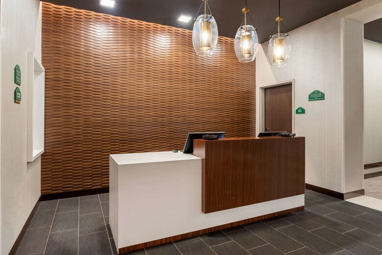 Hotel Wingate By Wyndham Angola