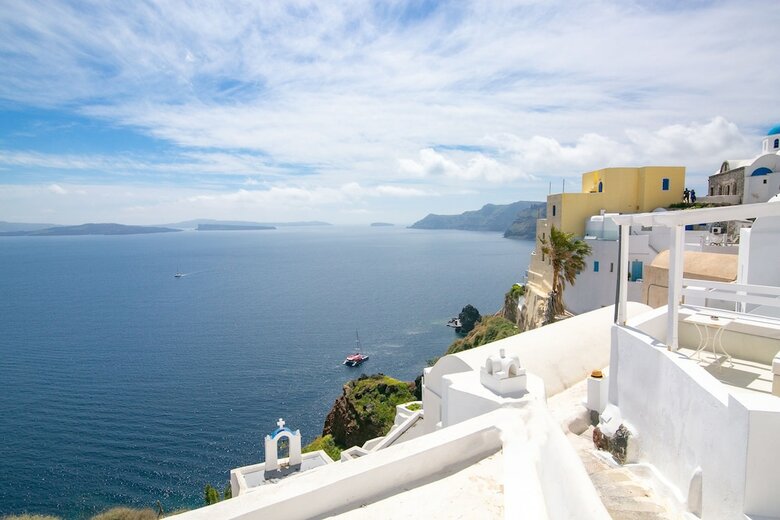Hotel White Cave House