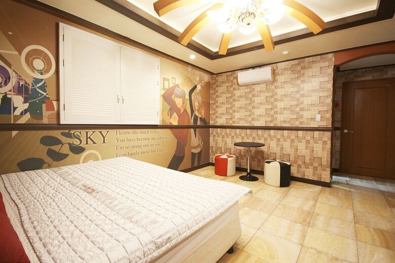 Hotel Sky Motel