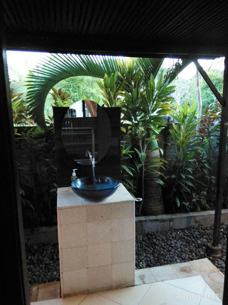 Hotel Rigils Bungalow & Restaurant