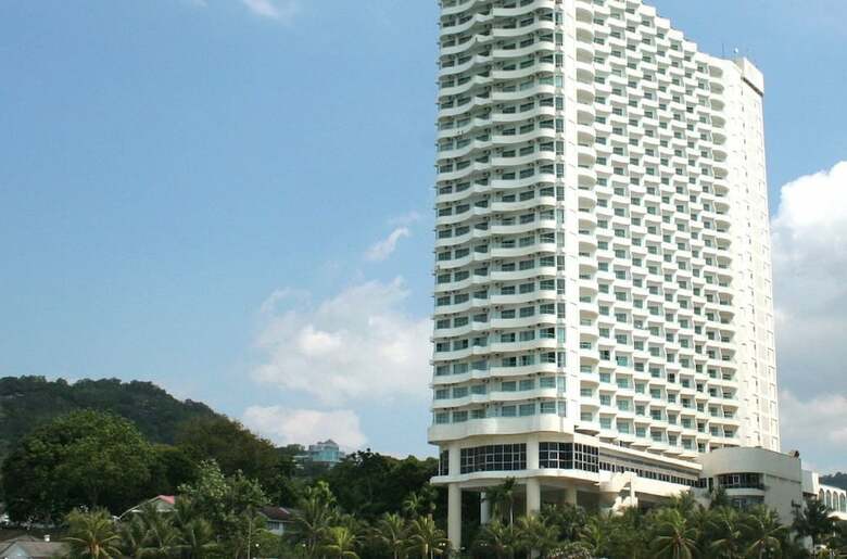 Hotel Expat's Nook Beach Resort