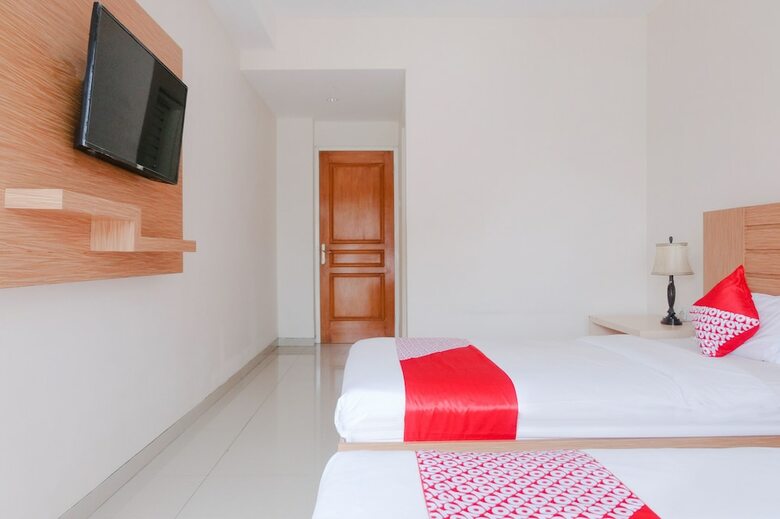 Hostal Oyo 696 Hasanah Guest House  de Saphire