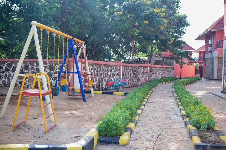 Savannah Paradise Hotel Makindu