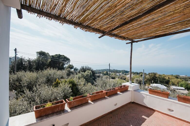 Panoramic Villa Near Blue Grotto