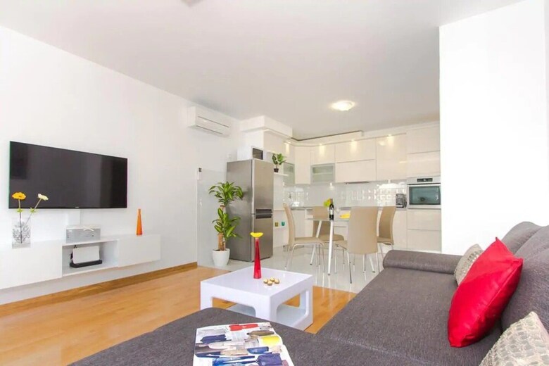 Apartment Luxani