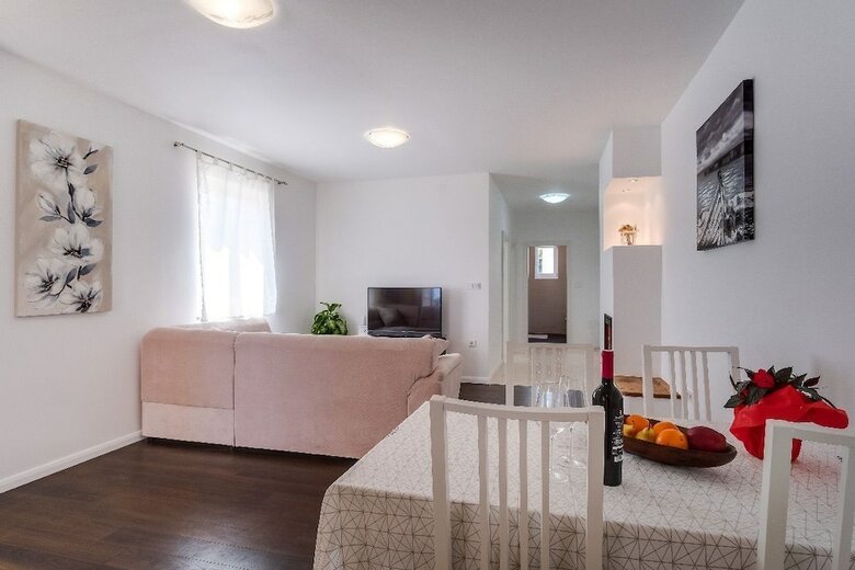 Mirna - Apartment Mirna