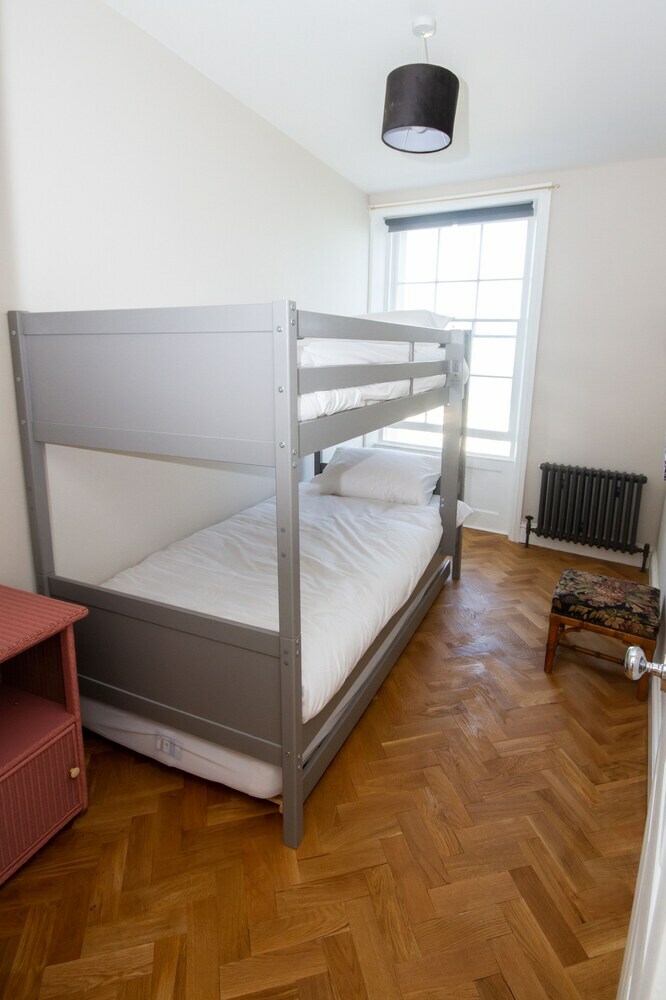Apartamentos Stylish Flat Overlooking Winter Gardens, Sea Views