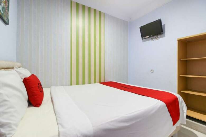 Hotel Reddoorz Near Plengkung Gading
