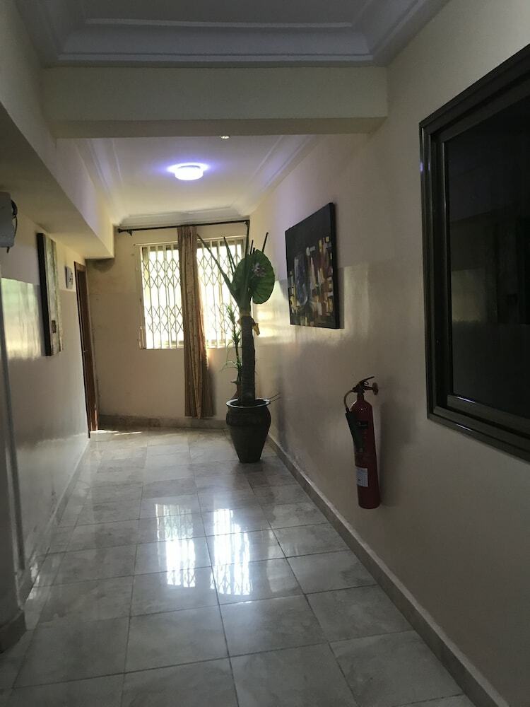 Hotel Akroma Plaza