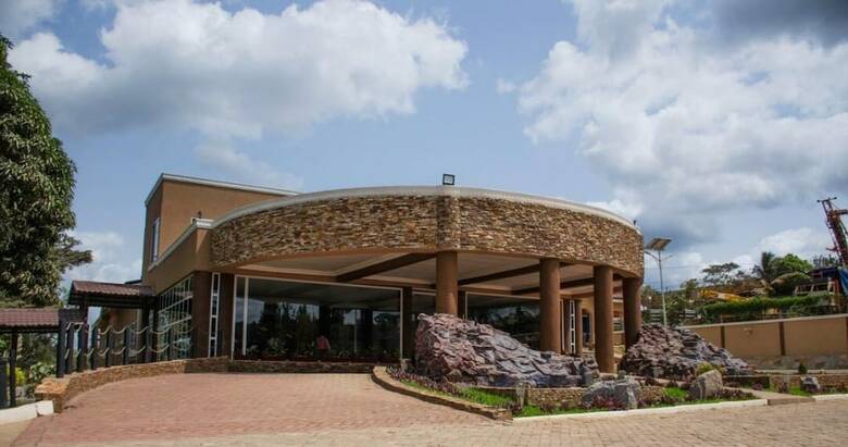 Eagles'nest International Hotel