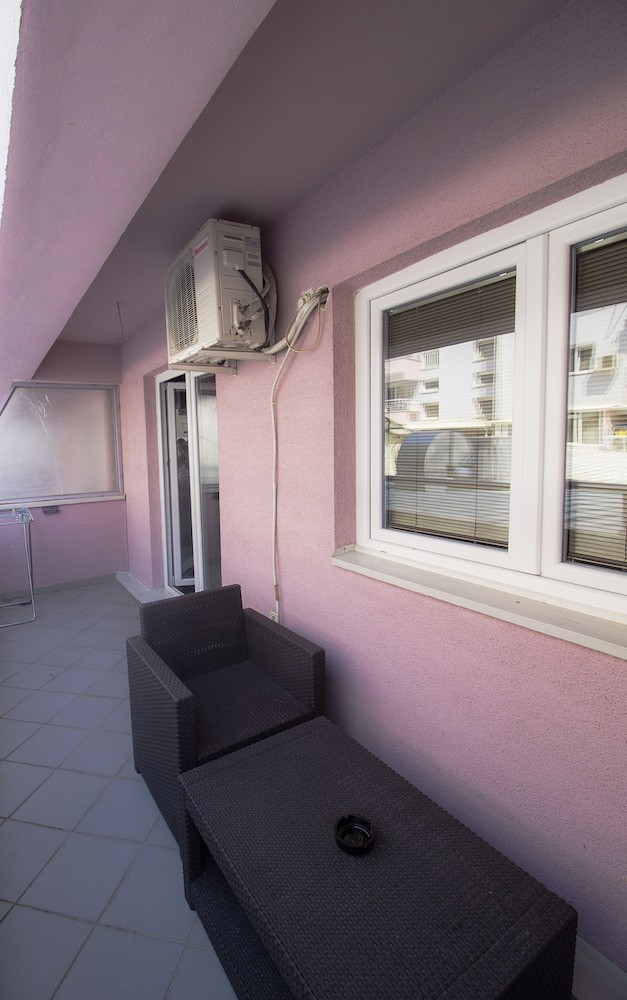 Darni Apartment 3